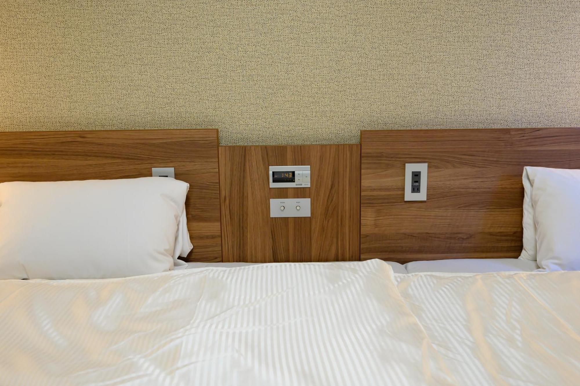 Hotel Econo Камеяма Екстериор снимка